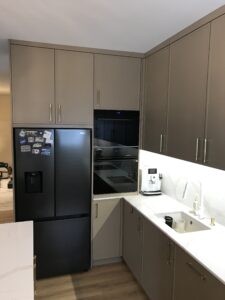 fronty frezowane cienka ramka na wymiar